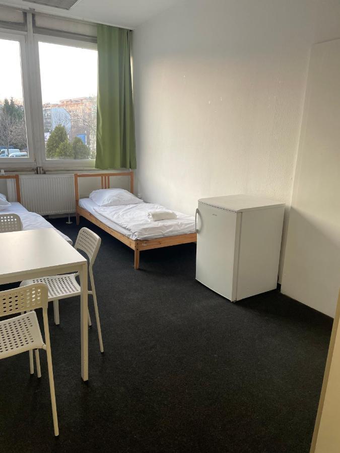 The College Group Hostel Βουδαπέστη Εξωτερικό φωτογραφία